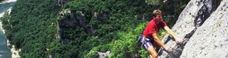  通过铁拉达冒险 